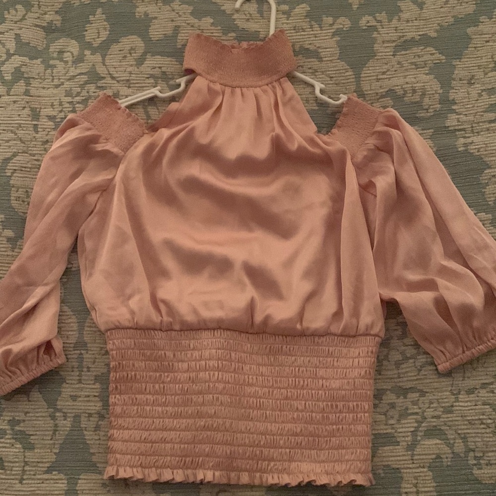 1 State Elegant Pink Silky Soft Blouse